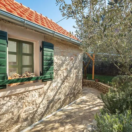 Np Krka Country house *