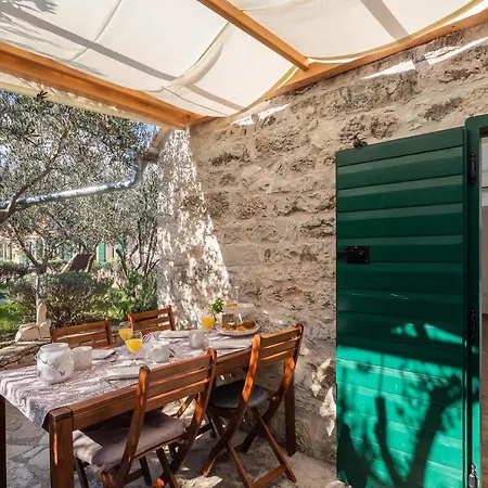 Np Krka Country house *