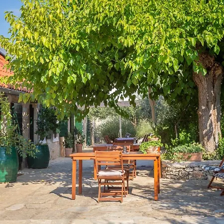 Np Krka Country house