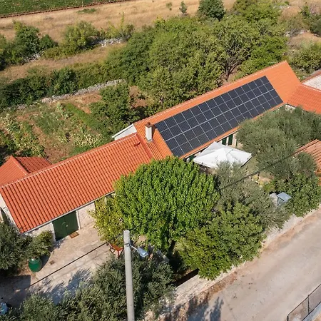 Np Krka Country house Puljane